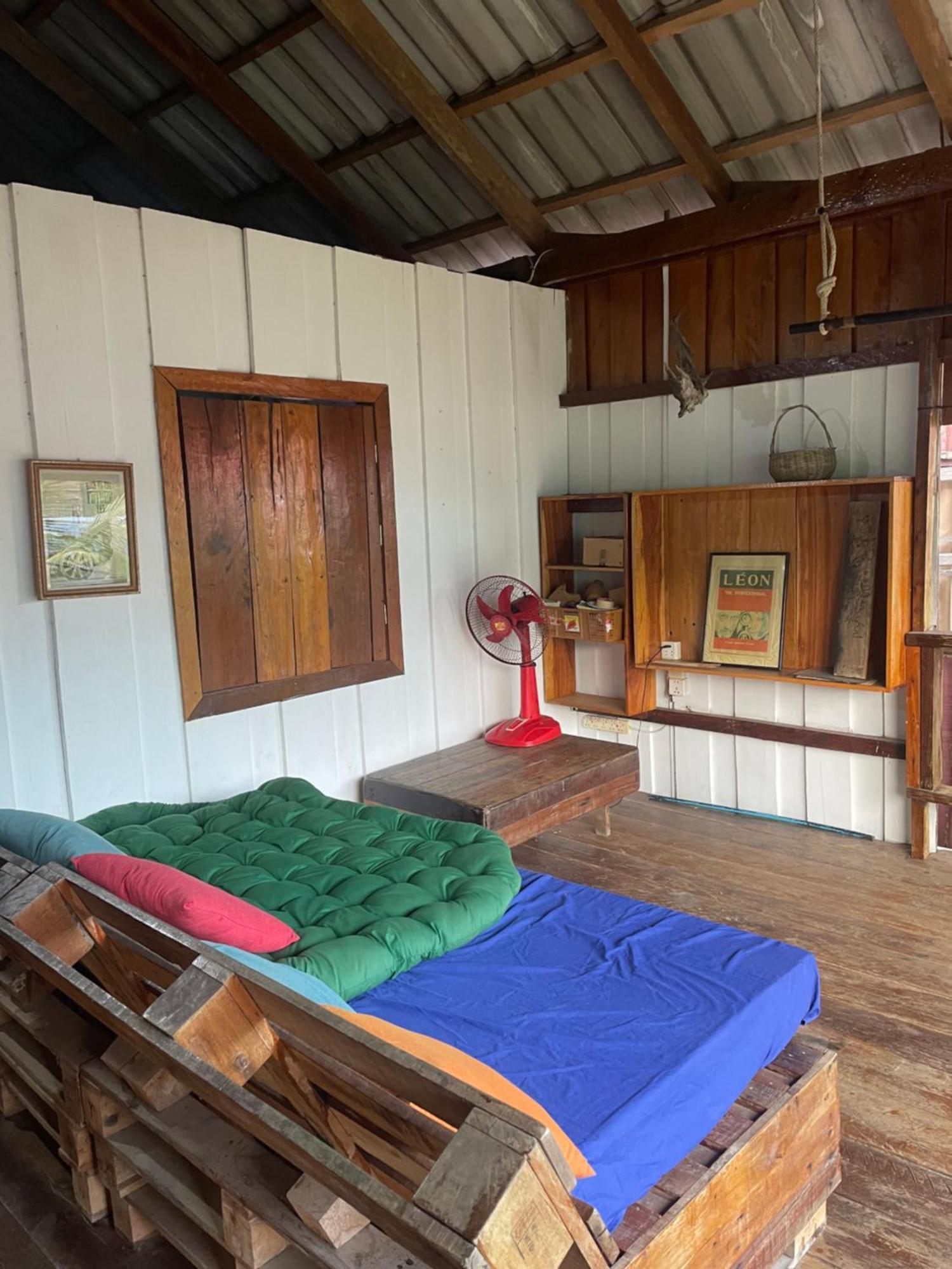 The Hornbill Hostel Ко-Ронг-Самлоем Екстер'єр фото